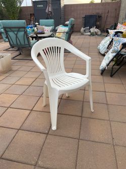 Single White Plastic Fanback Chair Armchair Outdoor Patio Lawn Furniture