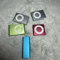 Lot of Apple Ipod shufle Untested (read)