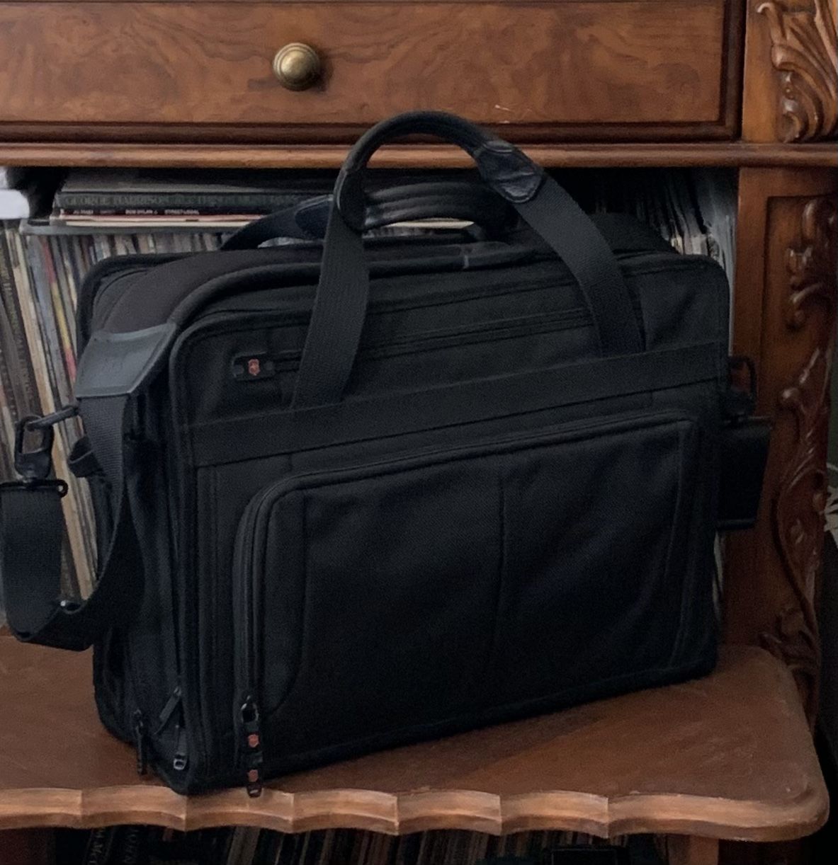 Victorinox Expandable Briefcase Laptop Case EUC