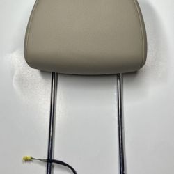 08-14 Mercedes-Benz C250 C300 C350 Sedan Front Left Or Right Headrest Beige
