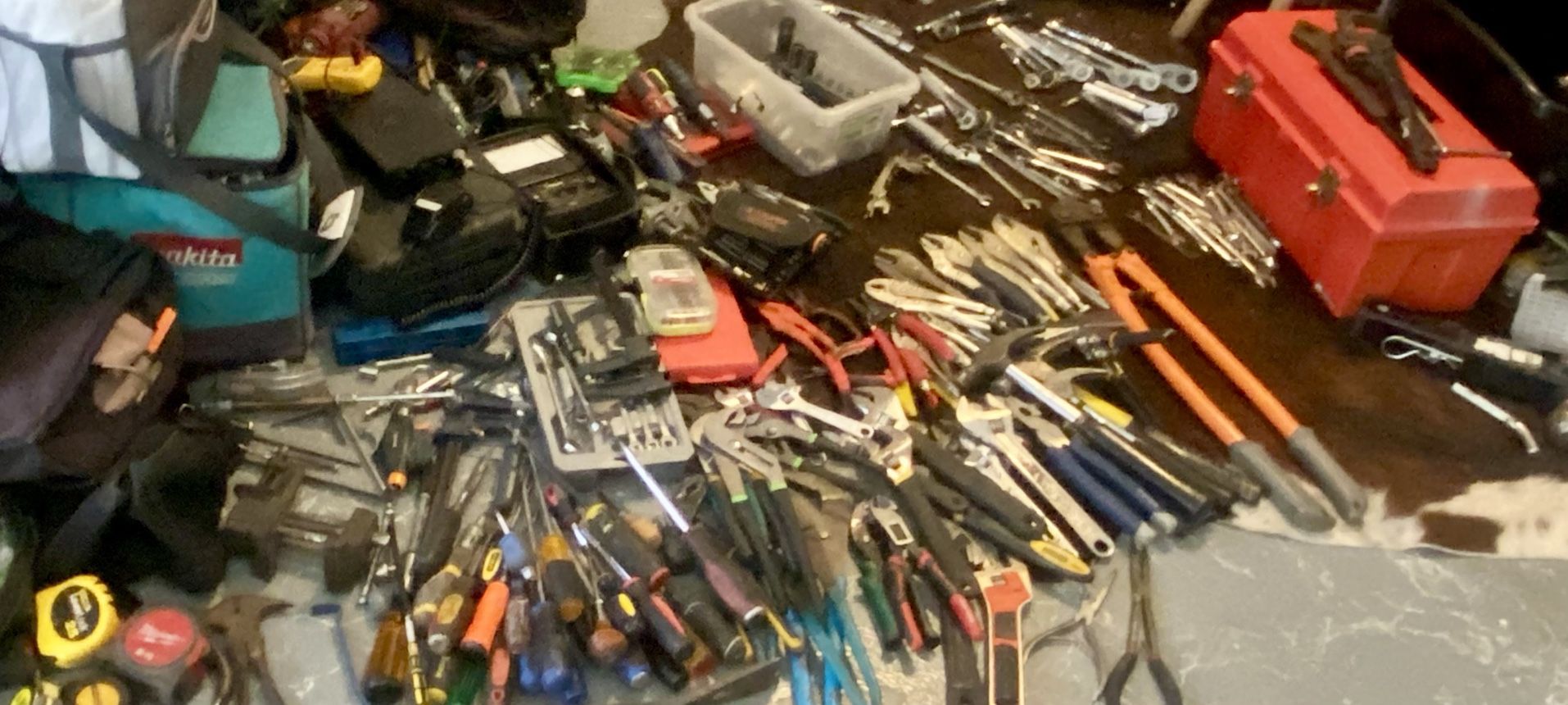 Huge Tool Lot – Power Tools, Hand Tools, Drills, Saws, Grinders