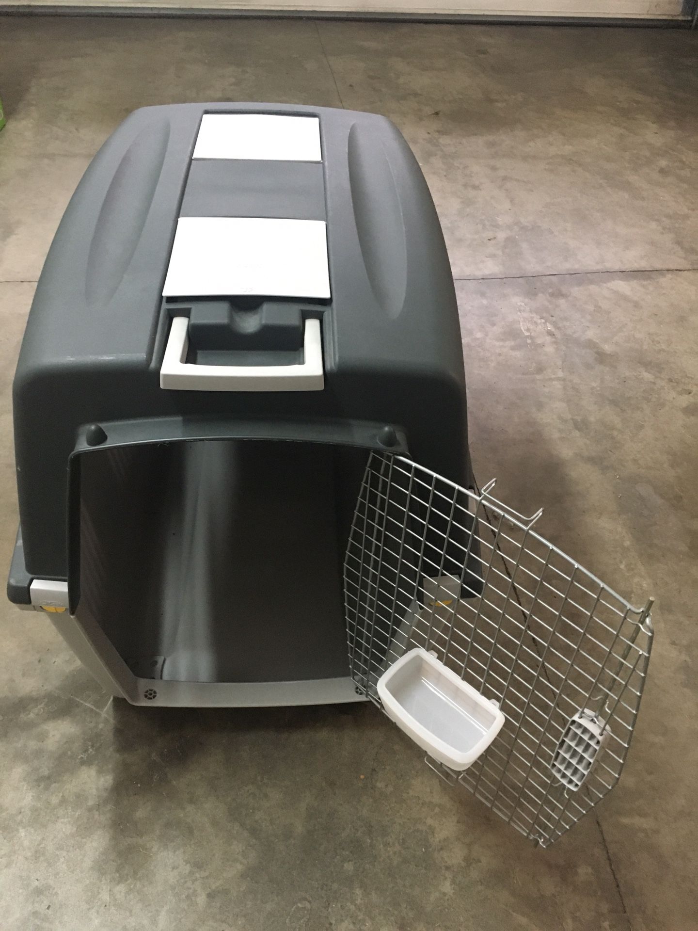 Extra large travel Dog Kennel