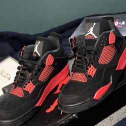Jordan 4 