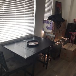 Black kitchen table w/2 Chairs 