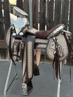 Horse saddle 🐴