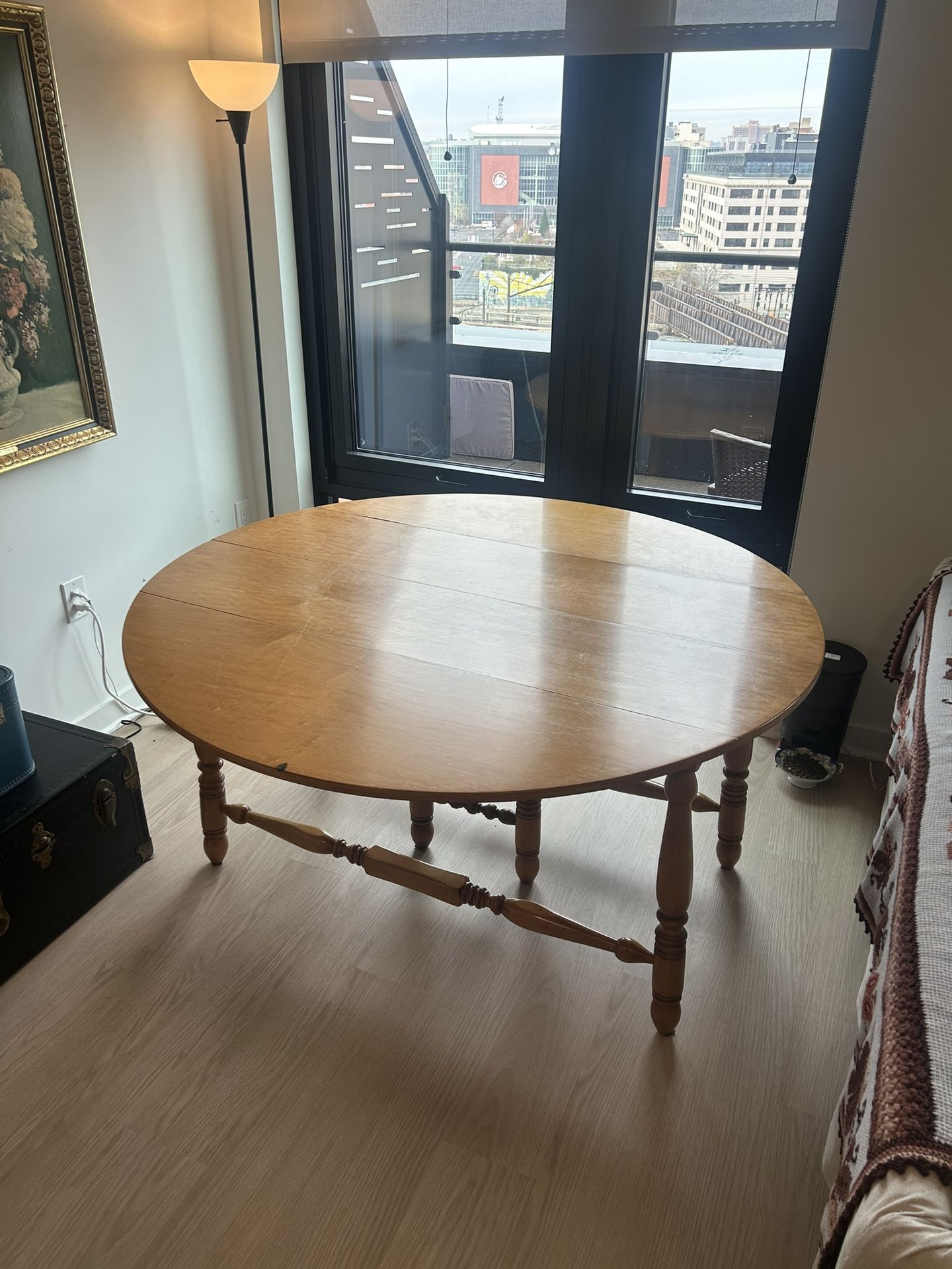 Dining Table (Wooden, circle/round, foldable) 