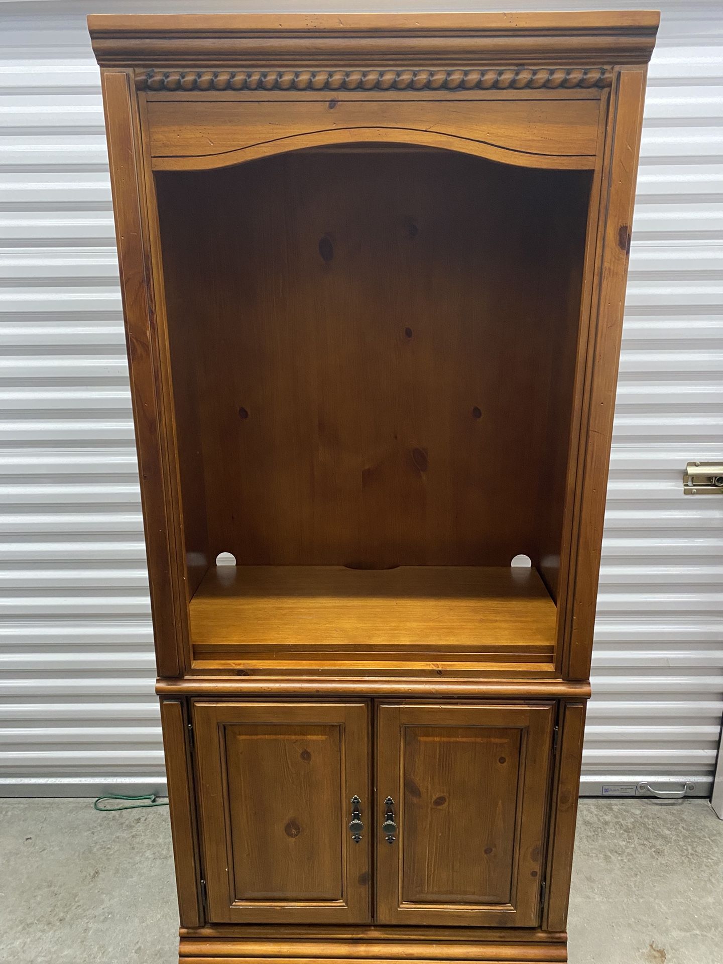 Make Me An Offer If Interested. Wood Colored Bookshelf