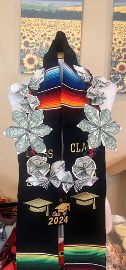 Graduation Money Leis