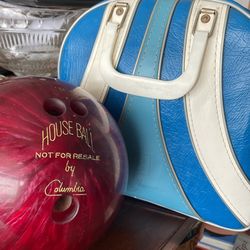 bowling ball 