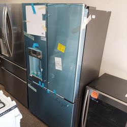 GE Café 22cu.ft Counter-Depth French-Door Refrigerator