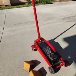 Powerbuilt 3 Ton Car/Garage Jack