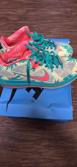 Men’s basketball shoes
