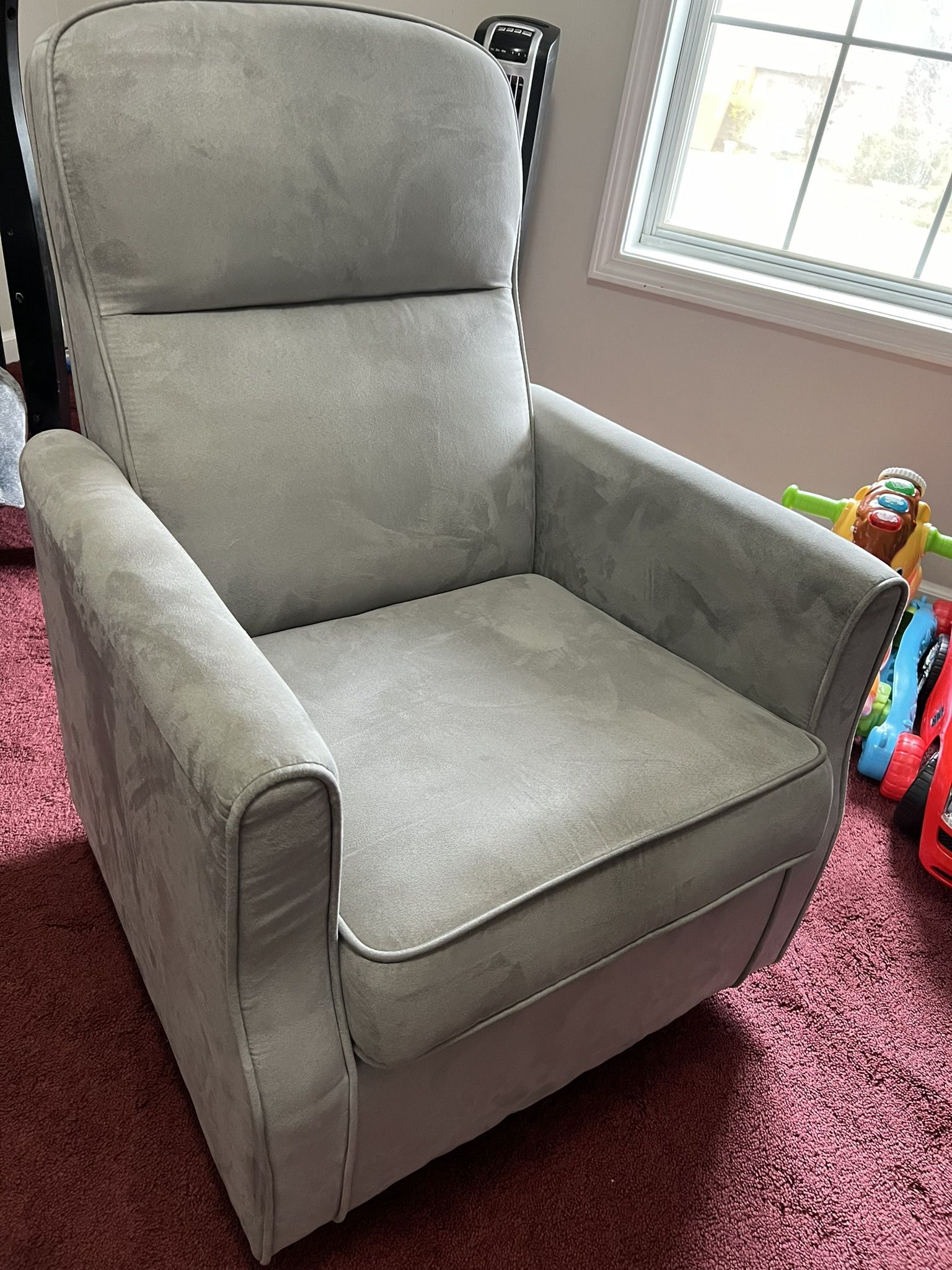 Delta Slider Swivel Rocker Chair