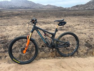 Santa Cruz Bronson  c  Carbon