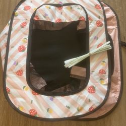 Small Dog Travel Play Pin 