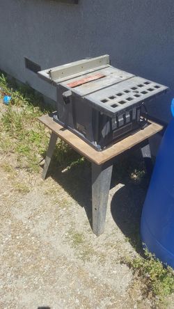 Table saw.