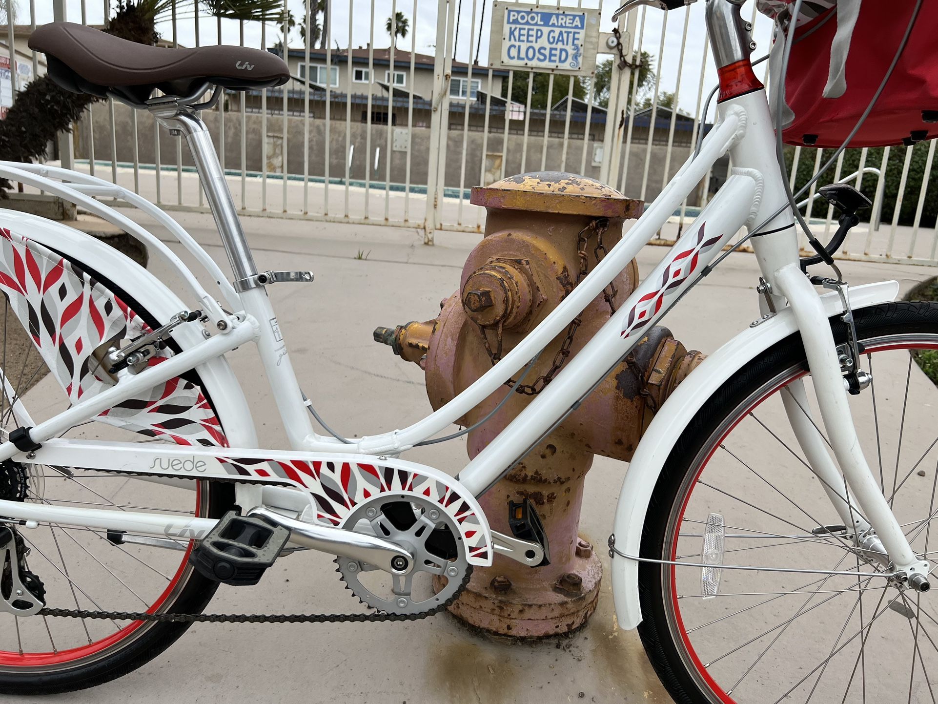 Women s Liv Suede City s Aluminum Bike for Sale in Escondido CA OfferUp