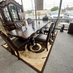 7pc Dinning Table Set $1,999