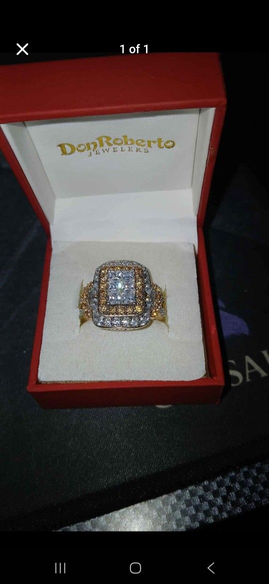 14k White Diamonds 6 Face Ring