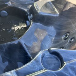 Hot Tube For Sale Good Condition