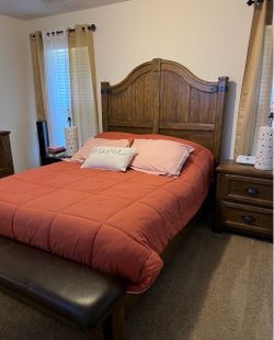5pc. Queen set with mattress and adjustable base