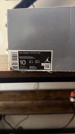 Jordan 11 retro low