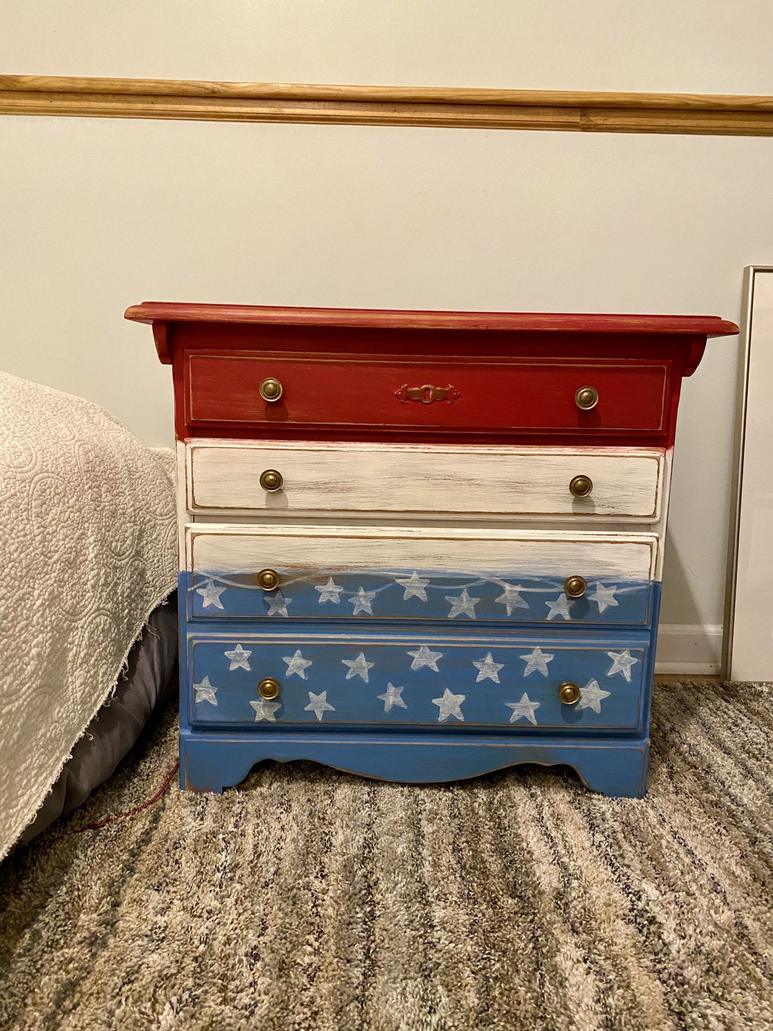 End Table / Night Stand