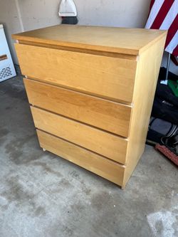 Four drawer dresser furniture
