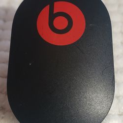 Beats by Dr. Dre Charger 08896 | 10Watts 

