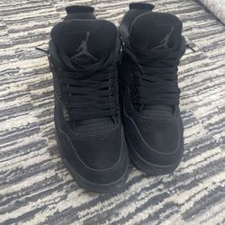 Jordan 4 Black Cats Size 10