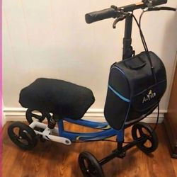 AOJIN KNEE SCOOTER: Blue, Dual brakes, front pouch, shock absorption, serpa pad cover.  EXCELLENT CONDITION!