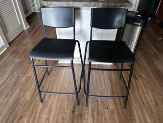 2 Bar stools with backrest, counter height black/black