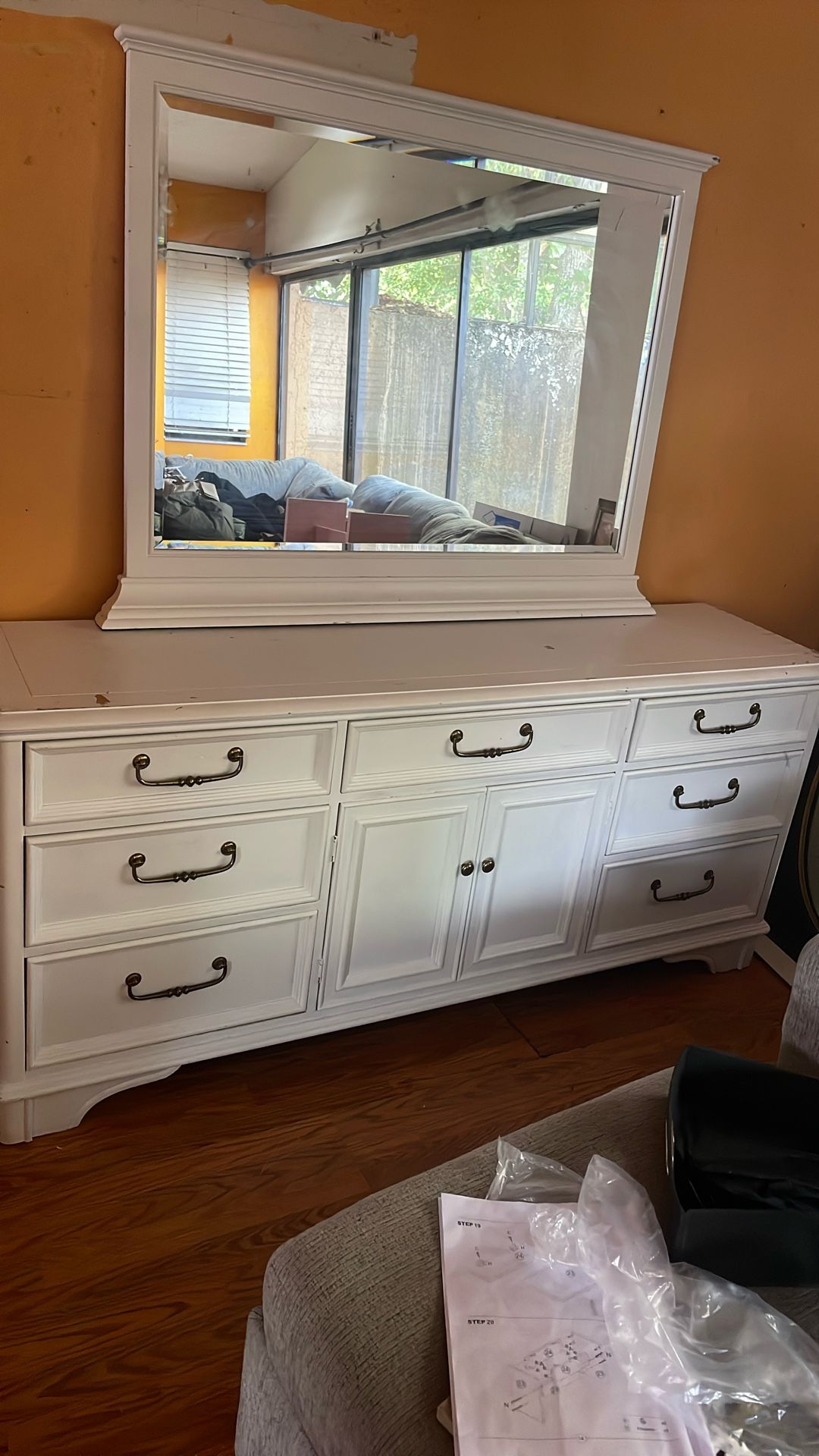 Dresser