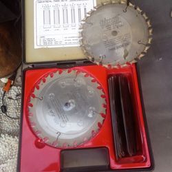 8"Freud Dado Set Like New