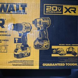🇺🇸 ENGLISH  🟡💥 DEWALT XR 20V BRUSHLESS COMBO KIT – JUST $400! 💥🟡 🔧🛠️ Professional-grade ⚙️💪 Tough, powerful & ready to work! 🚀  ✅ Includes: 