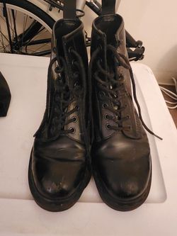 Black Leather Lace-Up Boots – US Men's  Size 8