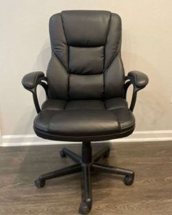 Office chair   Color black  adjustable  rolling swivel  and armrest