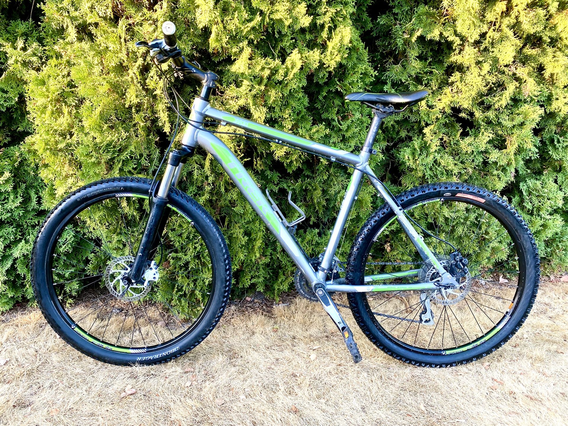 Large Trek Hardtail Mtn Bike for Sale in Clackamas, OR OfferUp