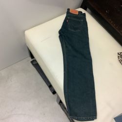 Pantalón Levis  Talla 10