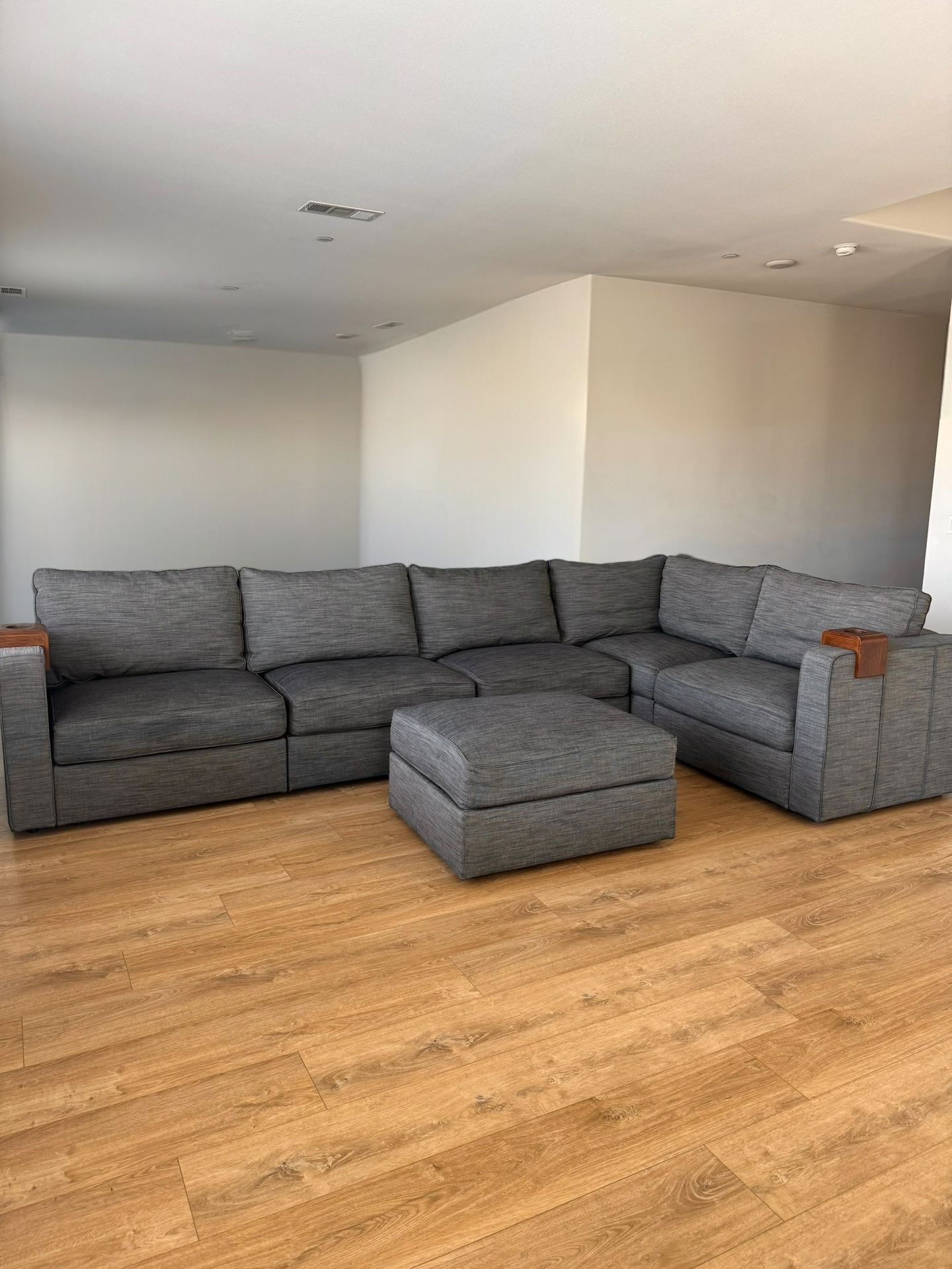 Lovesac Grey Slub Tweed 6 Seat 8 Side Sactional - π FREE DELIVERY // $50 FINANCING πΈ