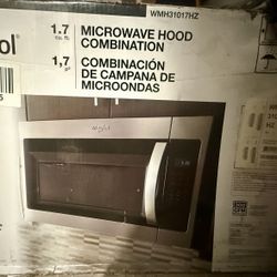 Whirlpool Microwave 1.7 Cu Brand New