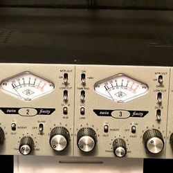 "For Sale" Universal Audio 4-710d Mic 4-Channel PreAmplifier