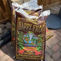 Happy frog potting soil 2 cubic feet