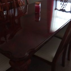 Cherry Wood Dining Set With 6 Chairs & Hutch