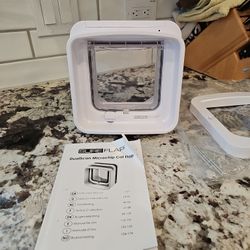 Cat Door For Home . All Pieces Bolts And Instructions 