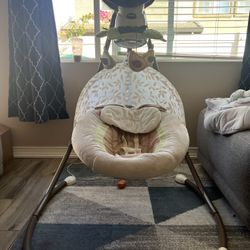 Baby Swing fisher Price