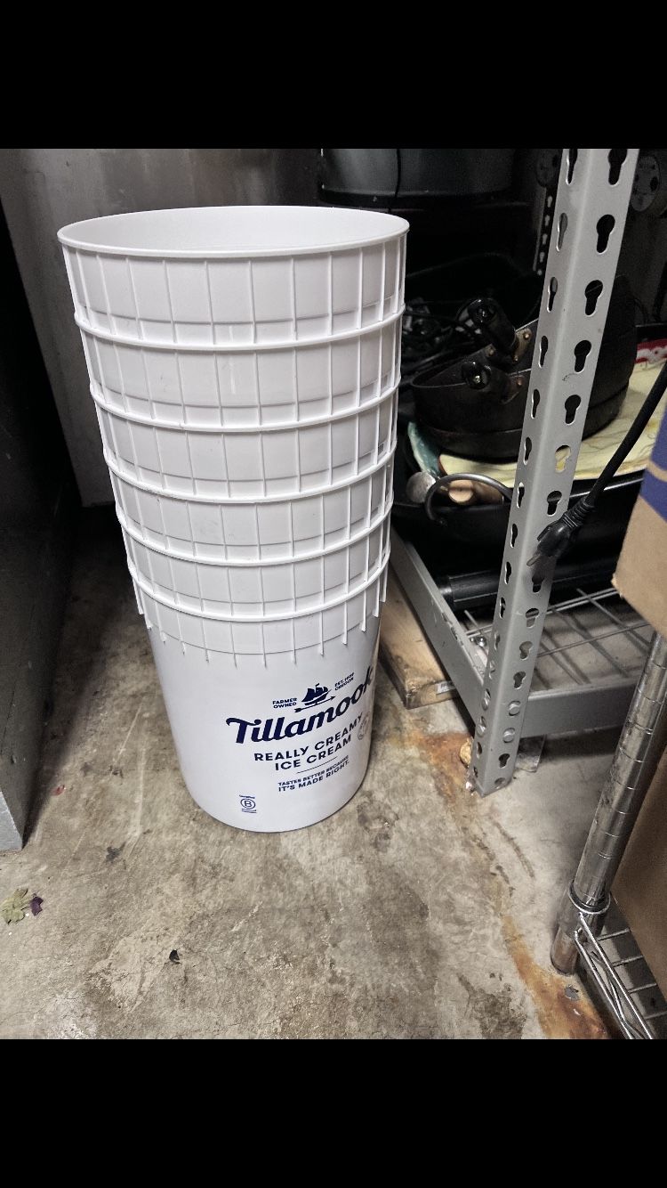 Tillamook Bucket