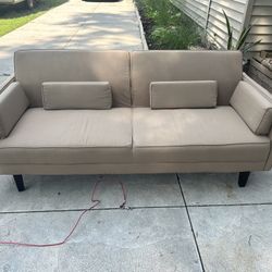 Futon 