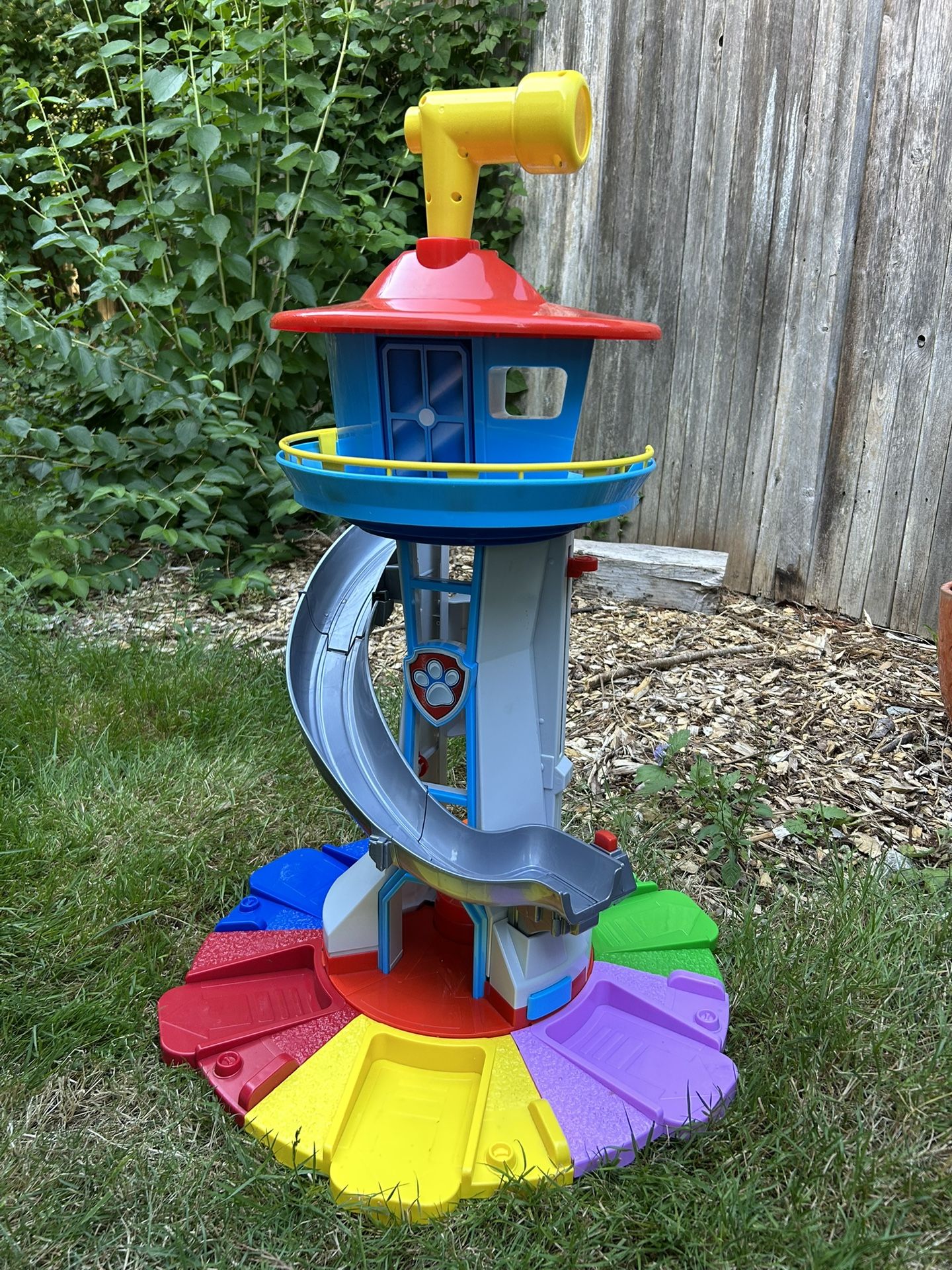 Paw Patrol My Size Lookout Tower with Action Figures & Vehicles
