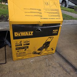 Dewalt 150cc Self Propelled Mower New $320 Price FIRM = Nueva Precio FIRME $320